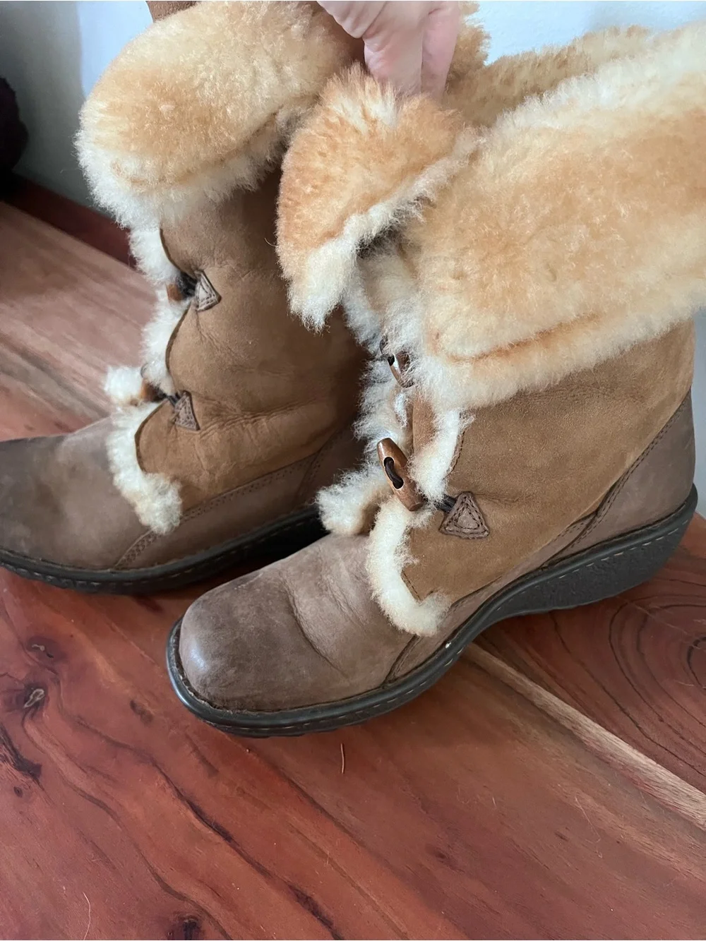 Born Brown Leather Shearling Lined Toggle Boots W91701 CKG9 Womens 9